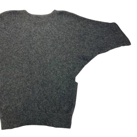 Cynthia Rowley 100% Cashmere Sweater Womens Medium Soft Gray 1/2 Sleeve Pockets - Picture 8 of 13
